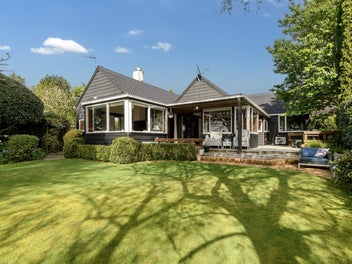 Country vibes, city perks