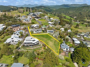 Rare Elevated Site with Harbour Views