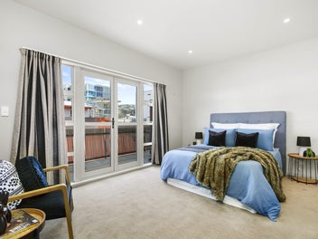 Living Large in City-End Tory Street!