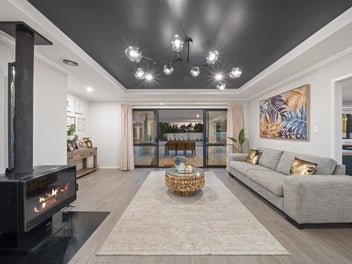 Luxury Living, Must be Sold