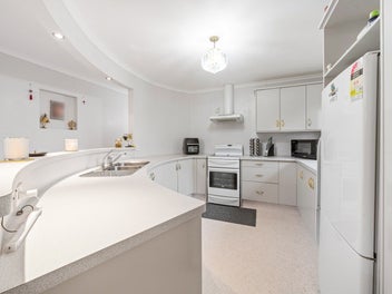 Easy living. Ideal location.