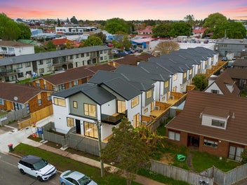 Brand New Standalone Homes in Papatoetoe Location!