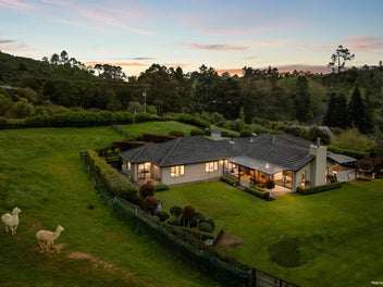 Golden Triangle Lifestyle – Room to Breathe, S...