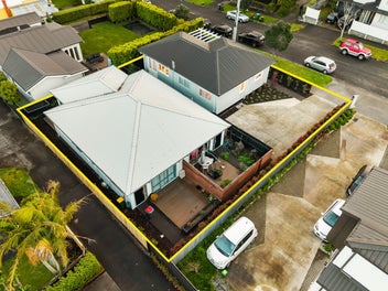 Three Homes, One Title: A Pt Chevalier Opportunity
