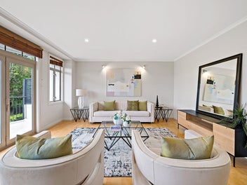 Fantastic Living in the Heart of Dbl GZ