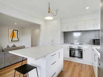 Act fast on this Parahaki gem