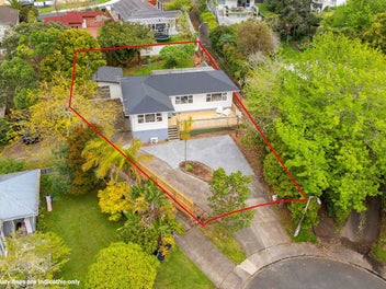 Versatile Family Haven on 731m² Freehold Land