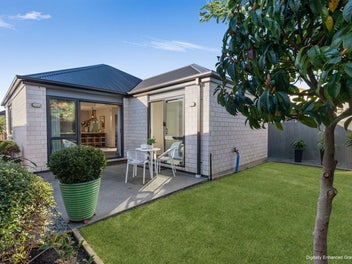 Stylish | Near New | Prime Location