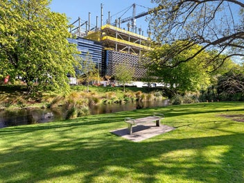 Beautiful Cambridge Apartments! Owner says sell !