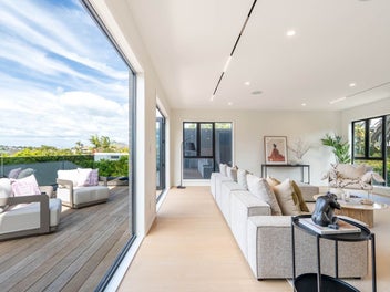 Exceptional build, Extraordinary value, Lux finish