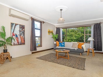 MUST SELL - OMG Now $699,000