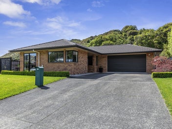 Stunning Family Home in Kingsley Heights Awaits!
