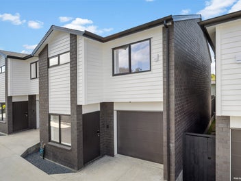 Brand New Homes Crafted for Contemporary Lifestyle