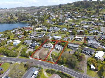 Prime dual opportunity in Acacia Bay