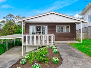 Step Into the Bays — Free-Standing & Single-Level