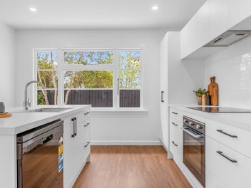 Renovated St Albans Stunner!