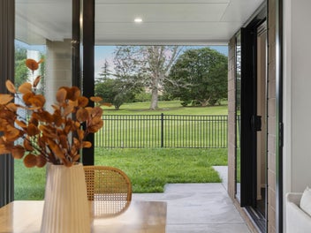 REALISTIC VENDORS WANT TO SELL!