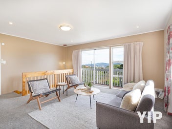 Four Bed, Two Toilet? YIP!