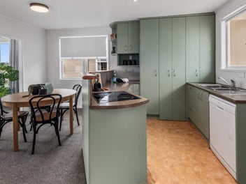 Four Bedroom Home with Separate 59.4 sqm Garage