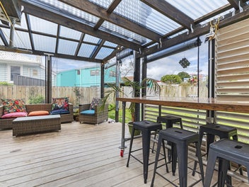 Excellent location, character features