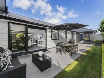Refined living, relaxed by the coast