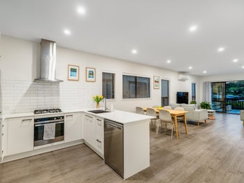 Owners relocating to family - present all offers!