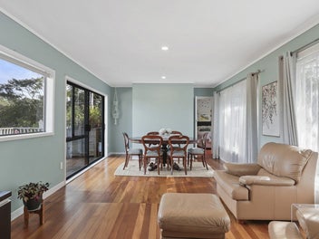 Vacant possession, available now!