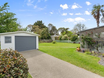 Well-loved and low-maintenance living on Lewis