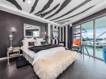 Waterfront Chic City Pad