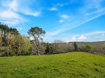 Design Your Dream. Or Step Into One.