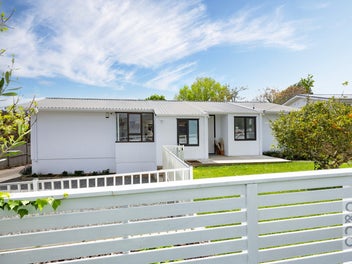 Entry Level Riverhead & Just Like NEW...