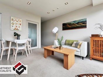 Two Bedroom in Takapuna School Zone.