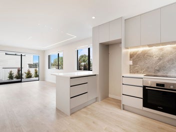 Modern Family Comfort Meets Everyday Luxury