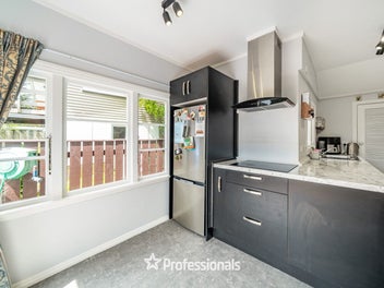 Vendors On The Move, Bring Us An Offer!!