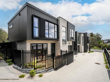 Last One Available – High-Spec Dream Home in R...