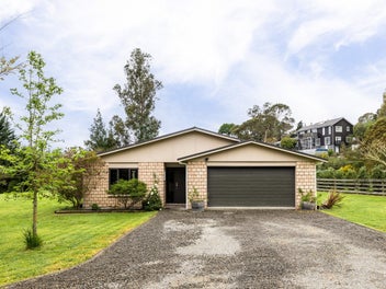 Warm, Inviting & Perfect for Family Living