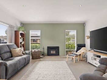 Offers over $1,095,000