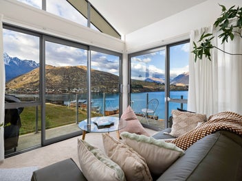 Luxury Lakeview Living with 365-Day VA Consent