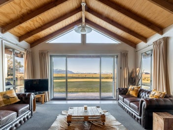 Wake Up to Aoraki Mount Cook