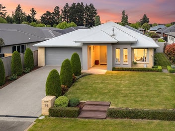 Charming and Loved Family Home