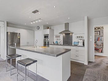 Charming and Loved Family Home