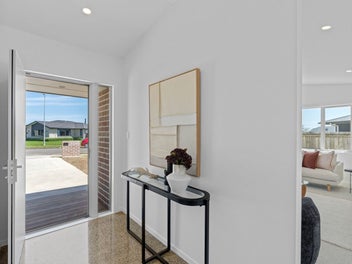 STYLISH NEW HOME & LOCATION