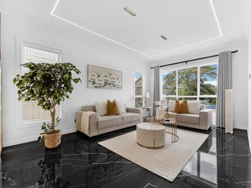 RESERVE FACING - 5 ENSUITES UPSTAIRS