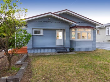 Mt Eden Haven – Double Grammar Zone -Full Site!