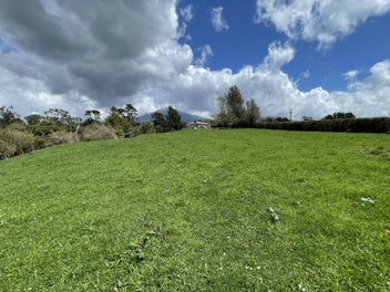 Rural Outlook Close To Town