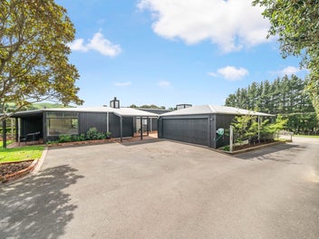 SELLERS MOVING. SECURE YOUR RURAL COASTAL ESCAPE