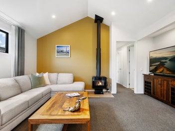 Fireplace evenings, Northlake living