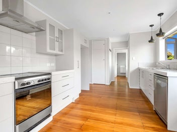 Charming Cambridge Classic with Rumpus