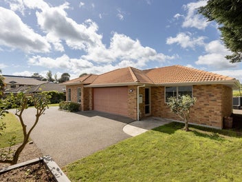 Suburban Living Meets Countryside Calm