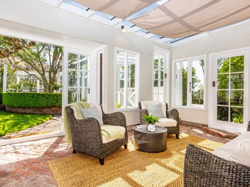 CHARACTER, SPACE & FAMILY LIVING IN KHANDALLAH